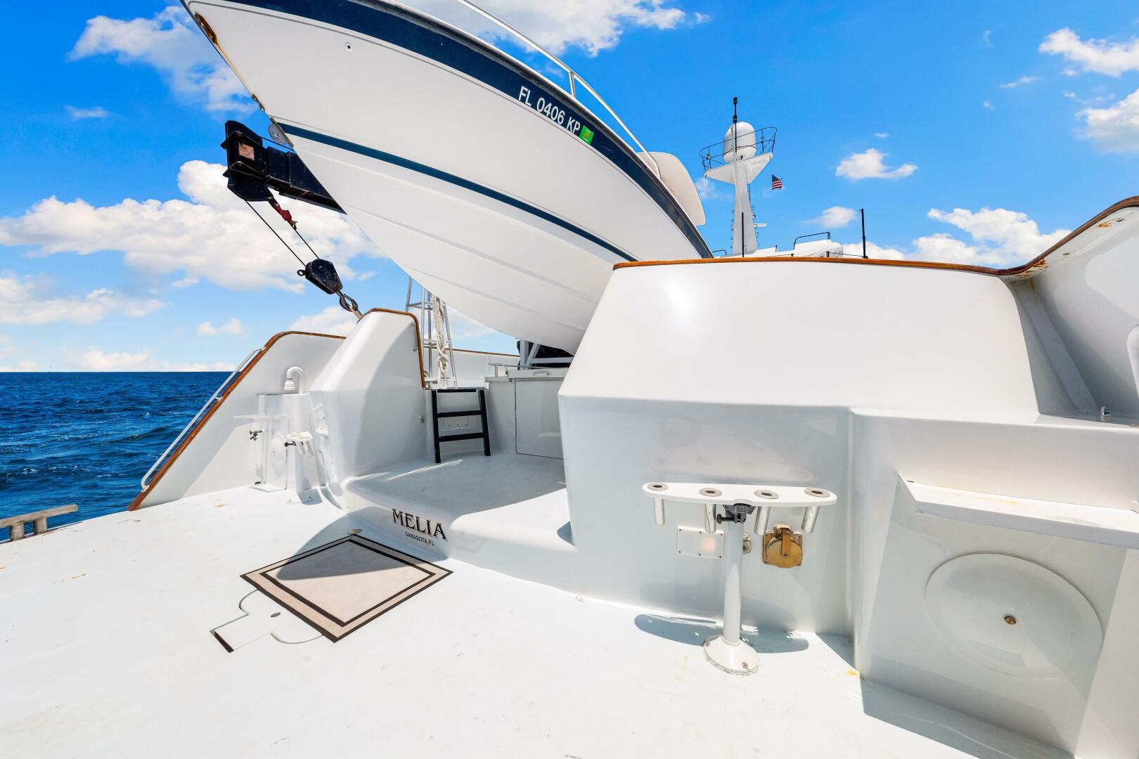 Slide: The Image of Custom Freeport Yachts - Expedition 1991 - 4868731