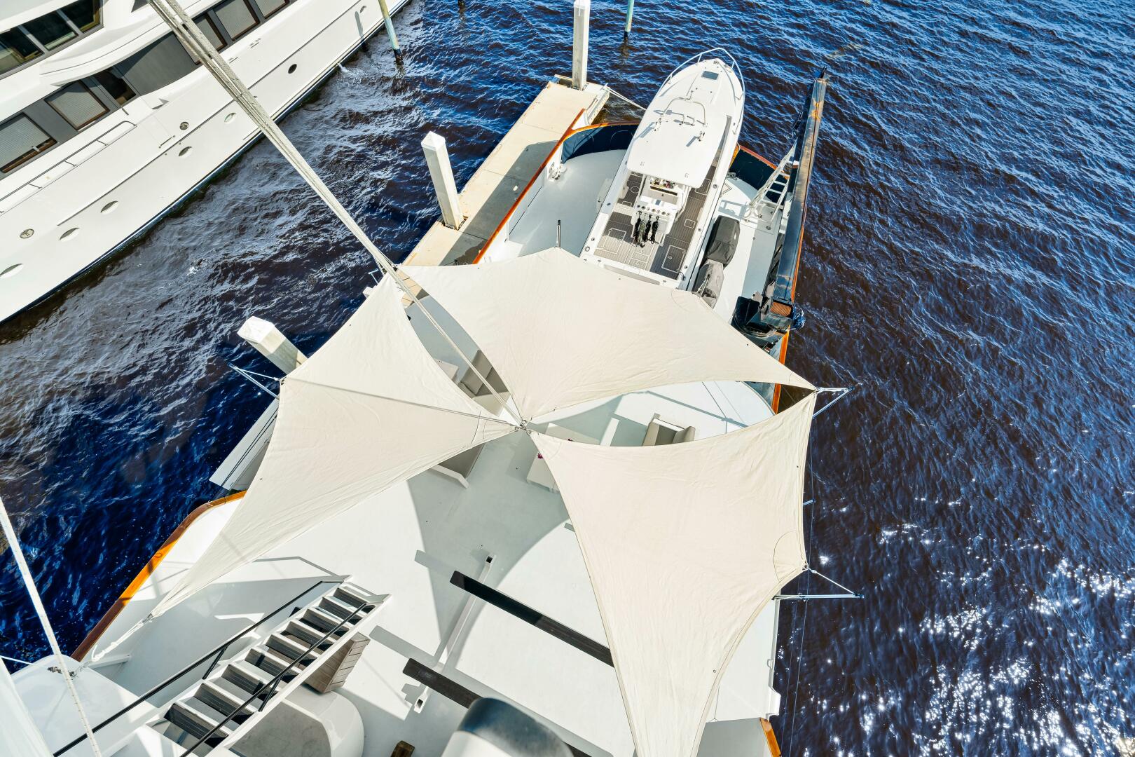 Slide: The Image of Custom Freeport Yachts - Expedition 1991 - 4868789