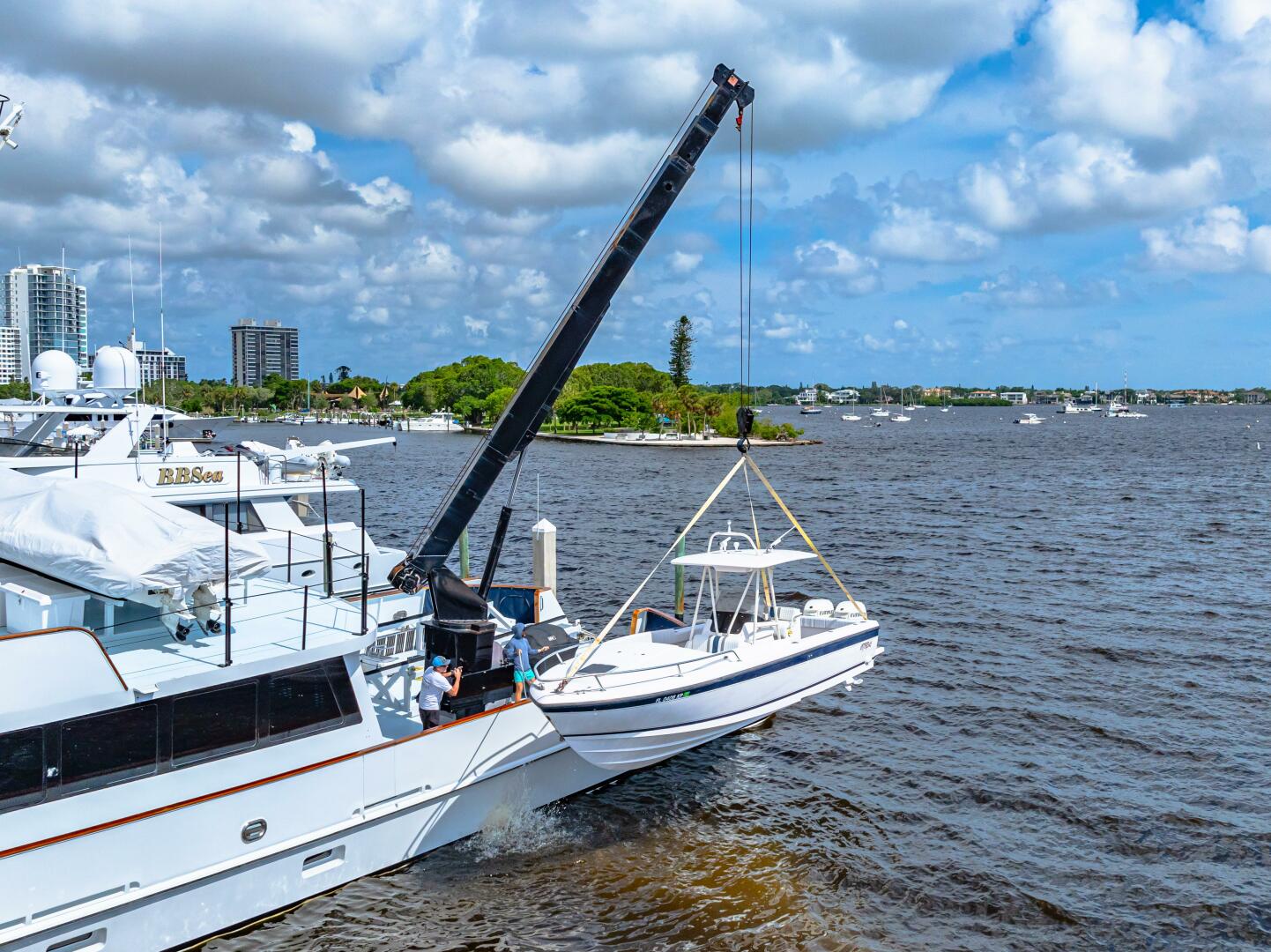 Slide: The Image of Custom Freeport Yachts - Expedition 1991 - 4868799