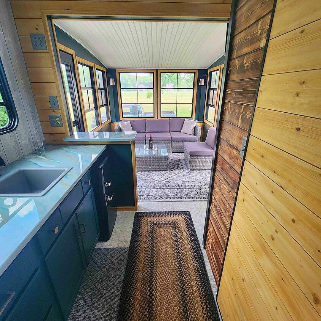 Slide: The Image of Custom Houseboat 2023 - 4868035