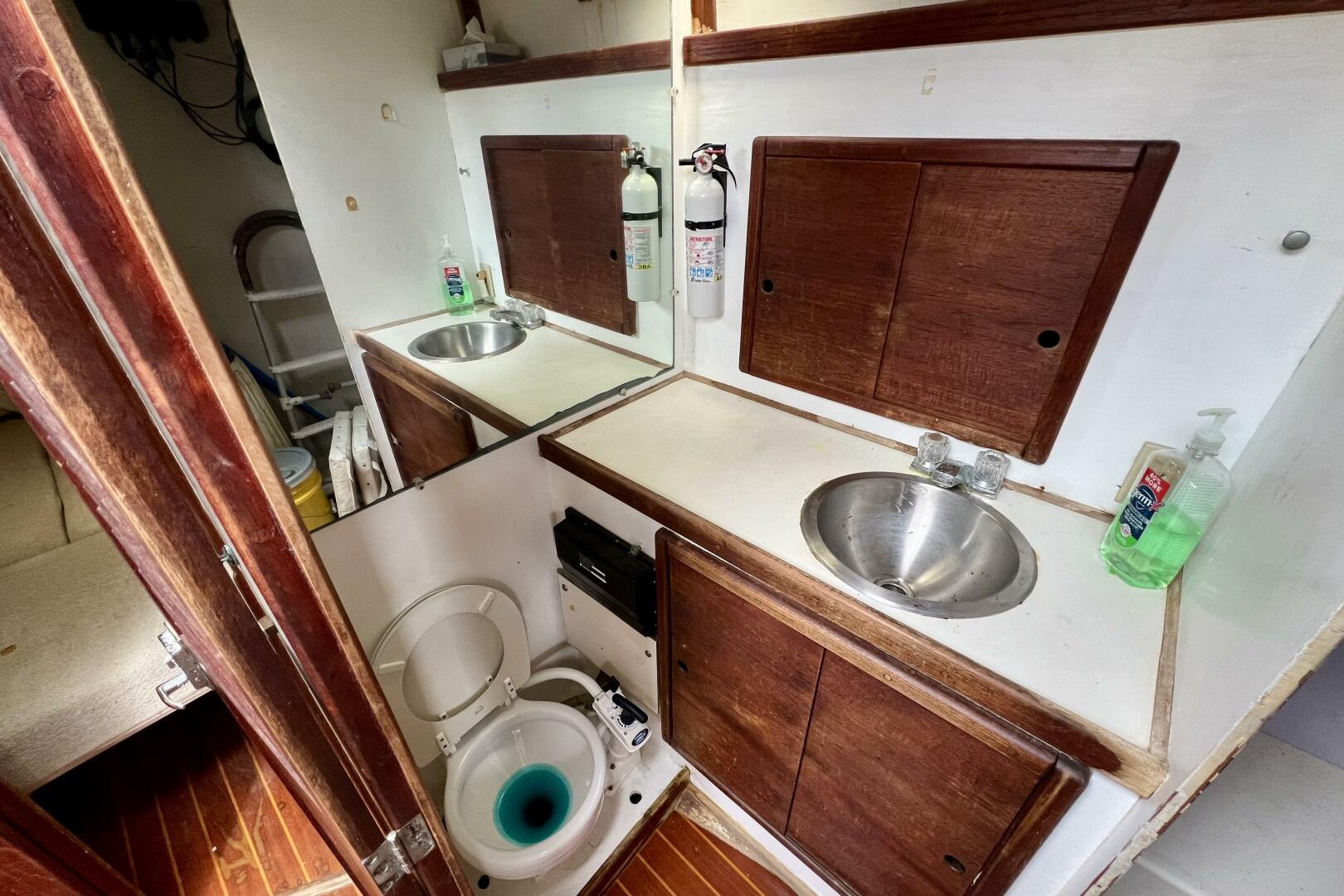 Slide: The Image of Custom Legnos 35 1985 - 5288311