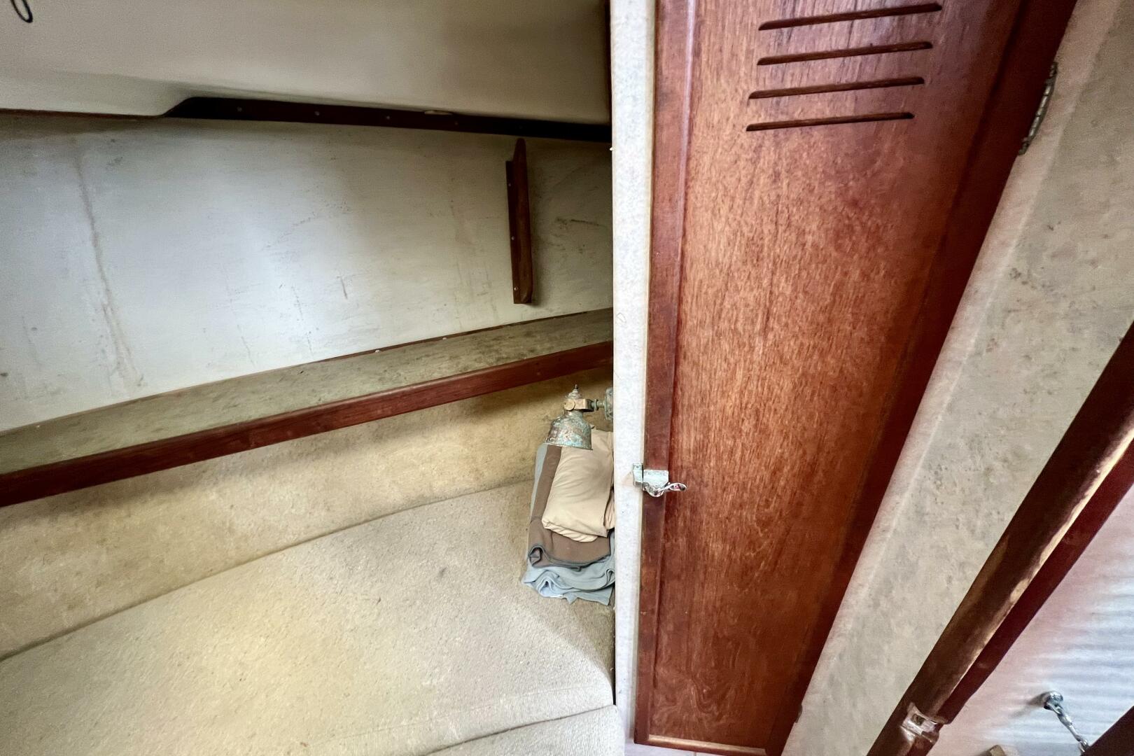 Slide: The Image of Custom Legnos 35 1985 - 5288313