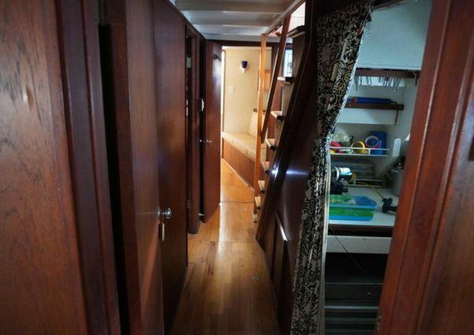 Slide: The Image of Custom Mason/Bragg Pilothouse Motoryacht 1986 - 5234251