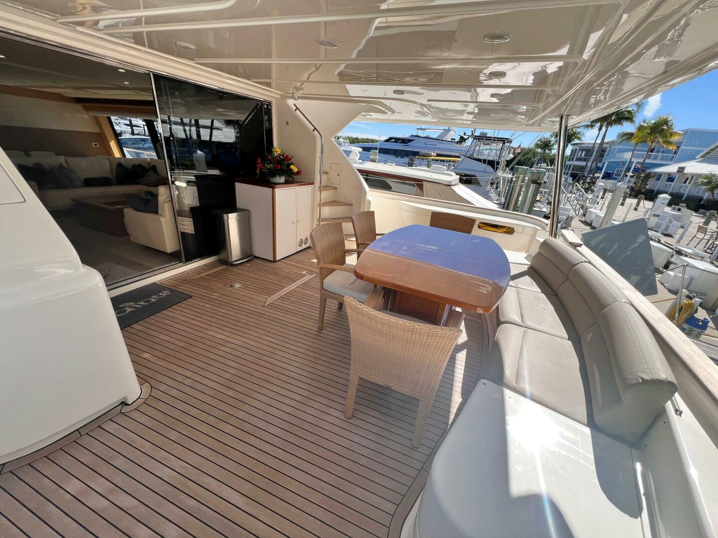 Slide: The Image of Custom Navetta 26 Crescendo 2013 - 4932729