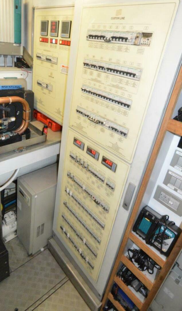 Slide: The Image of Custom Navetta 26 Crescendo 2013 - 4932734