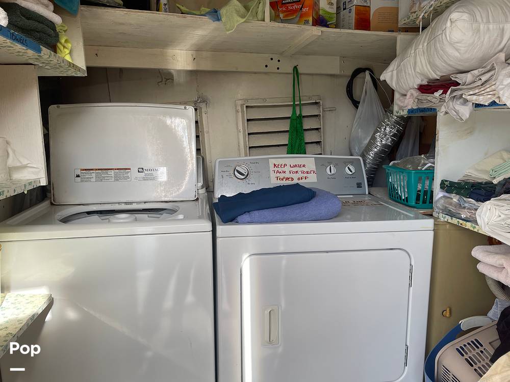 Slide: The Image of Washer/Dryer - 12643597