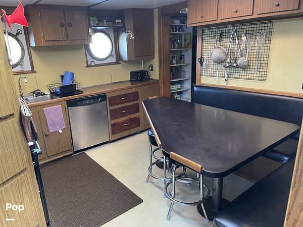 Slide: The Image of Large Modern Kitchen - 12591591