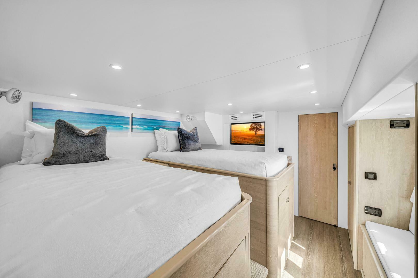 Slide: The Image of Custom Pacific Expedition 65 2013 - 4806181