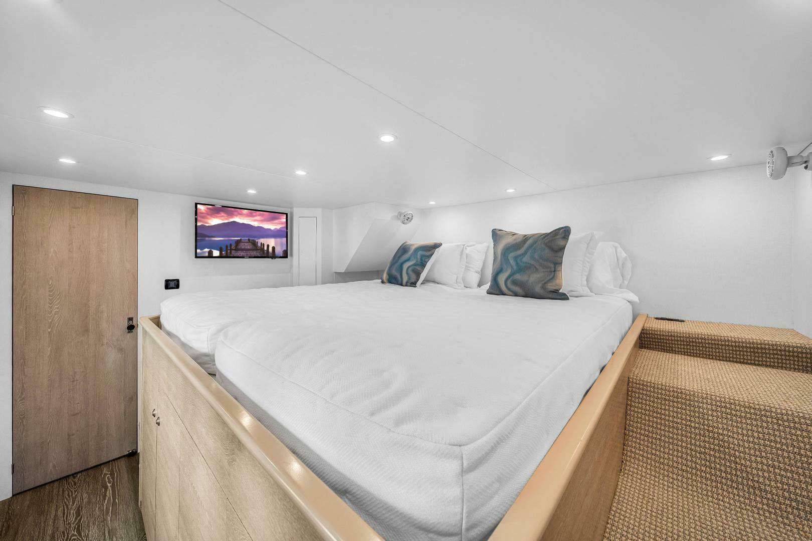 Slide: The Image of Custom Pacific Expedition 65 2013 - 4806188