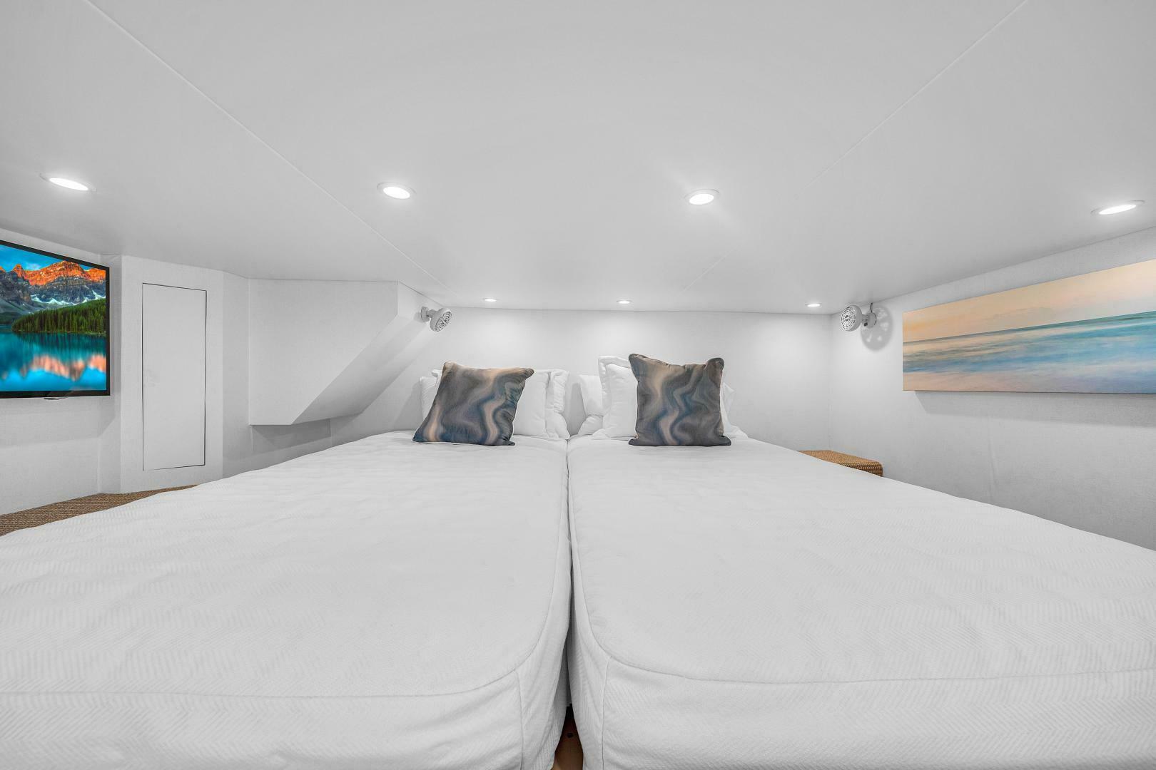 Slide: The Image of Custom Pacific Expedition 65 2013 - 4806190