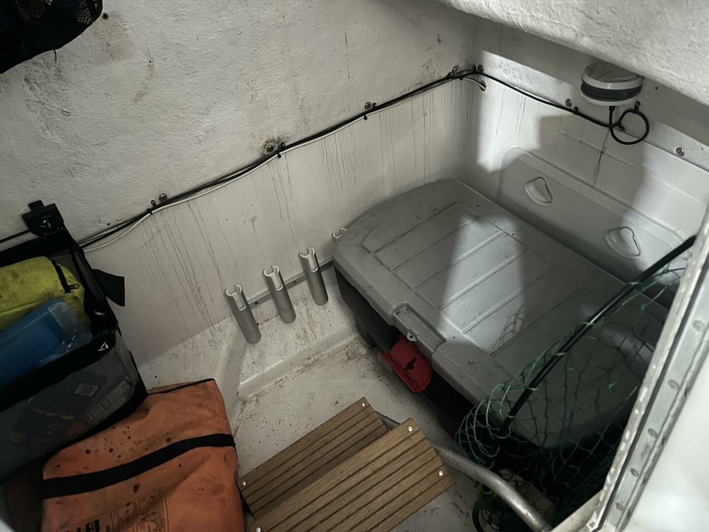 Slide: The Image of Custom Rainbow Runner 30 Open 1999 - 4394469