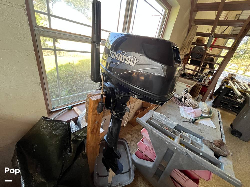 Slide: The Image of Outboard Engine - 11436596
