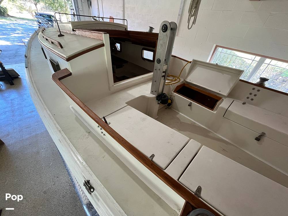 Slide: The Image of Custom Windward 28 2008 - 11436620