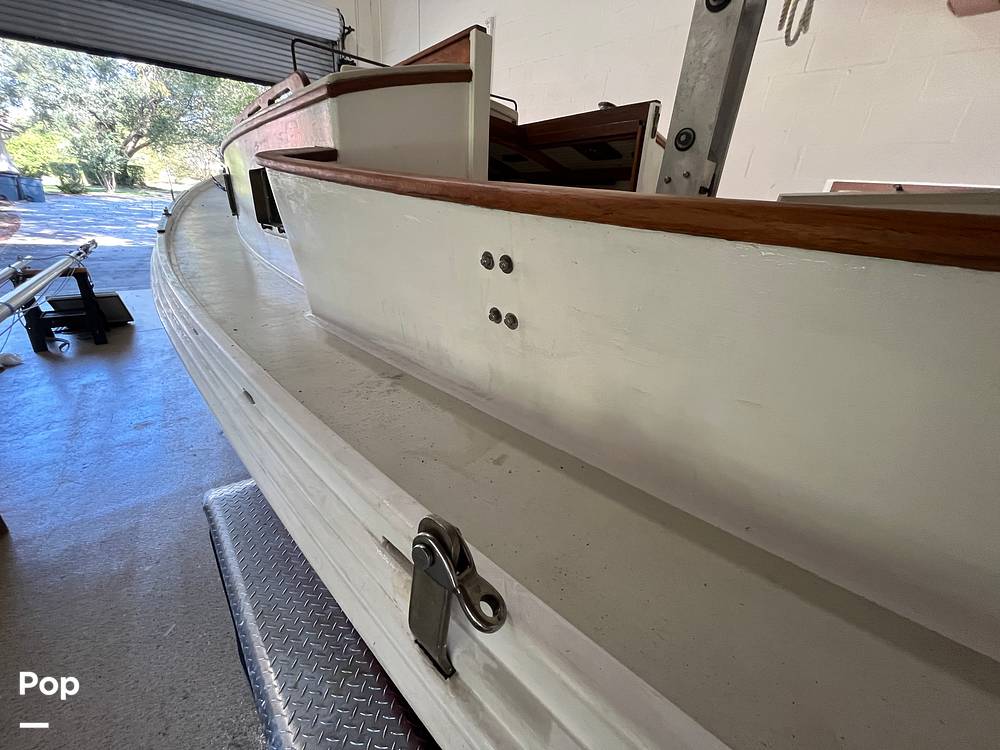 Slide: The Image of Custom Windward 28 2008 - 11436666