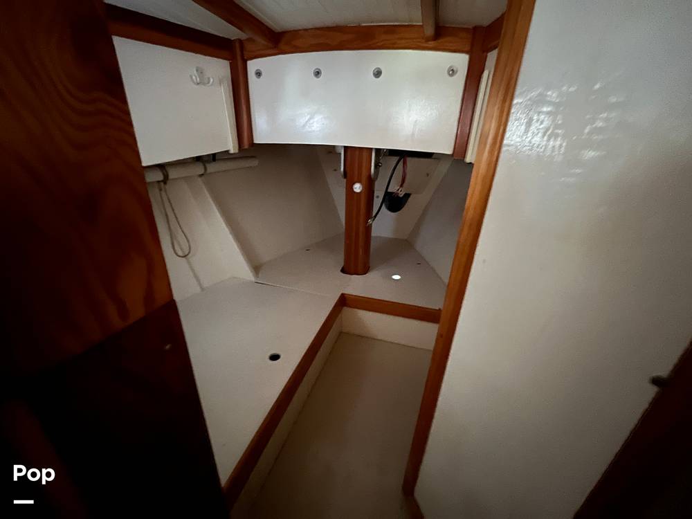 Slide: The Image of Custom Windward 28 2008 - 11436801