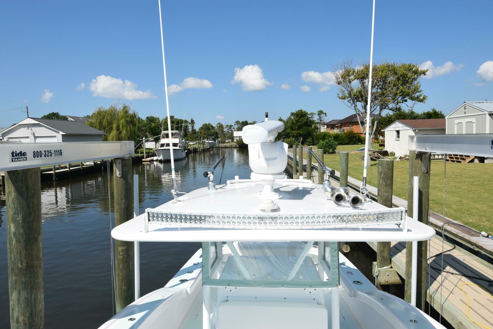 Slide: The Image of Custom Carolina Center Console 2019 - 4935940