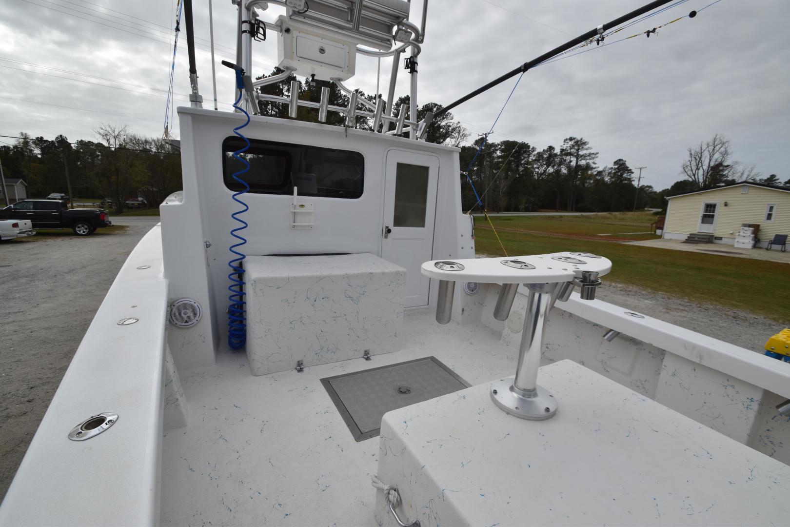 Slide: The Image of 2010 Custom Carolina 25 (14) - 3506042