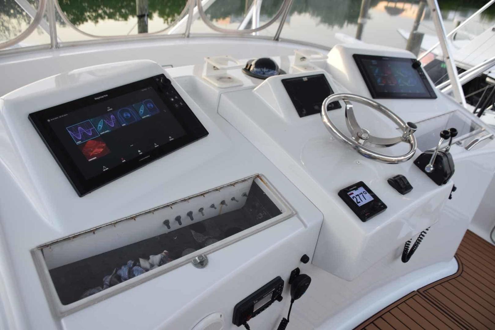 Slide: The Image of Custom Carolina Wetsig Yachts Cape Fear 2000 - 3576545