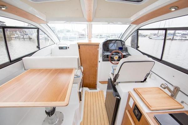 Slide: The Image of Cutwater 24 coupe 2022 - 3