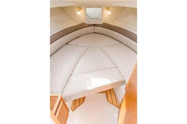 Slide: The Image of Cutwater 24 coupe 2022 - 6