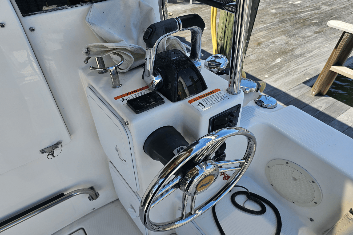 Slide: The Image of Cutwater 302 COUPE 2019 - 15