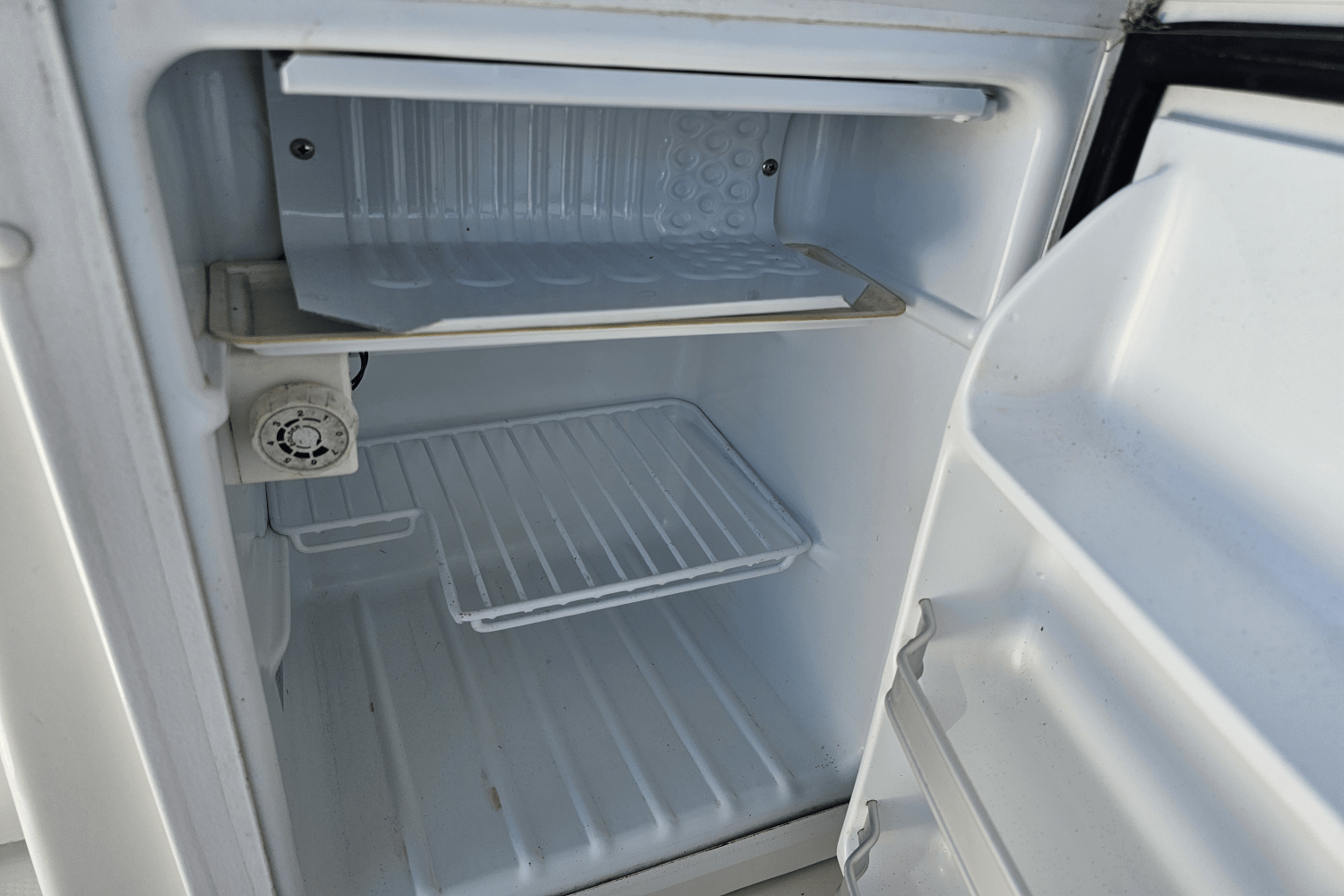 Slide: The Image of Cutwater 302 COUPE 2019 - 76