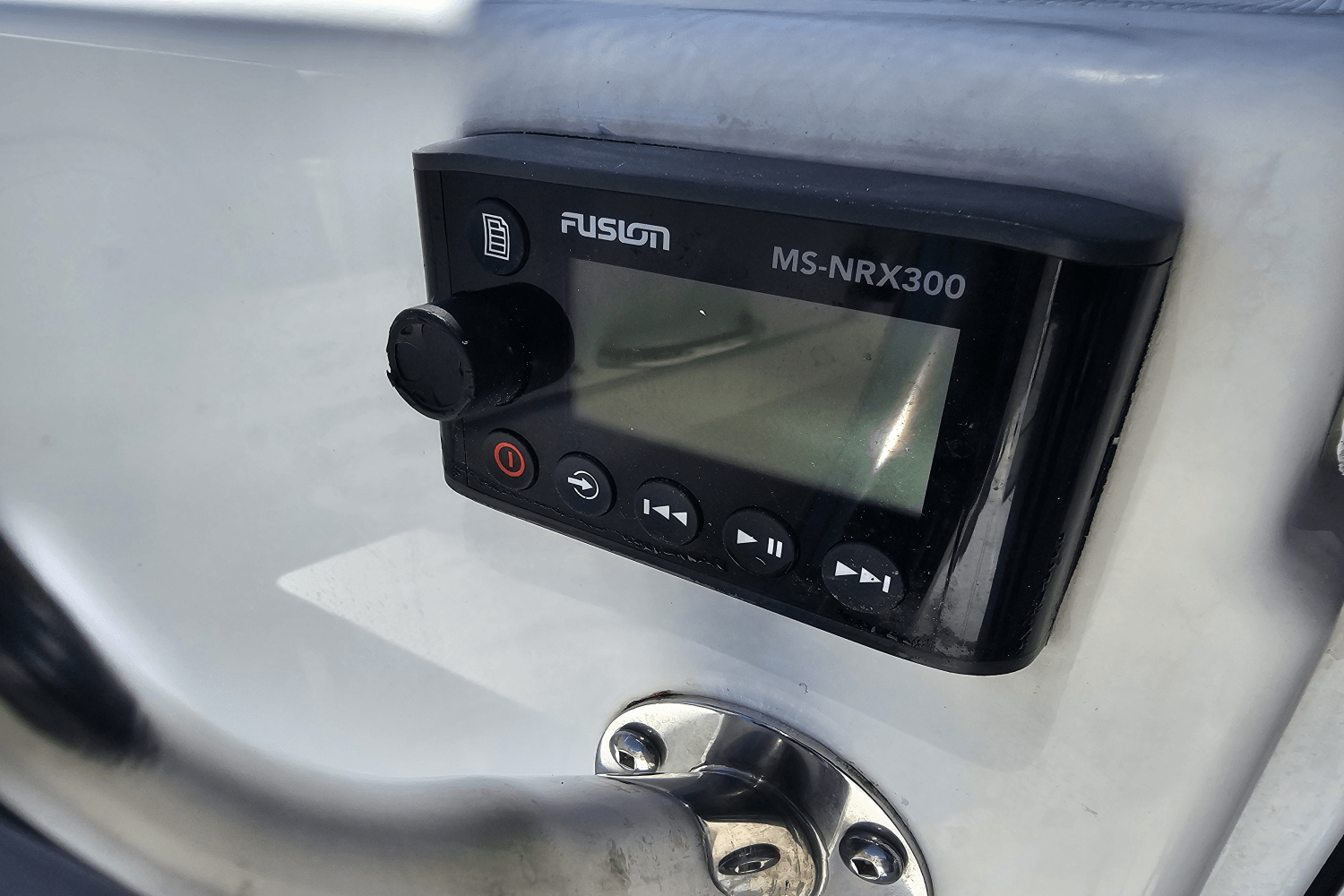 Slide: The Image of Cutwater 302 COUPE 2019 - 77