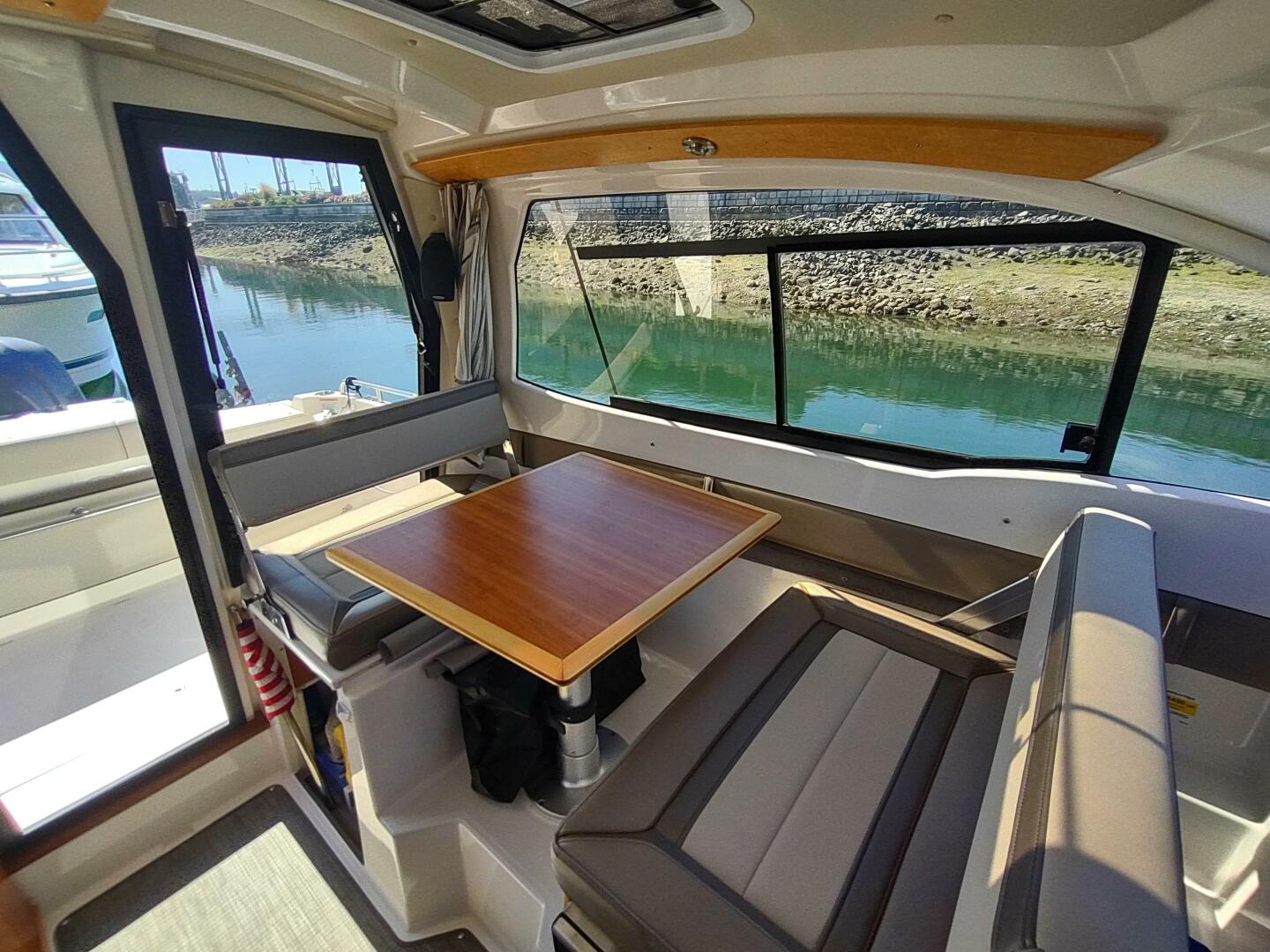 Slide: The Image of Cutwater C-24 Coupe 2021 - 17