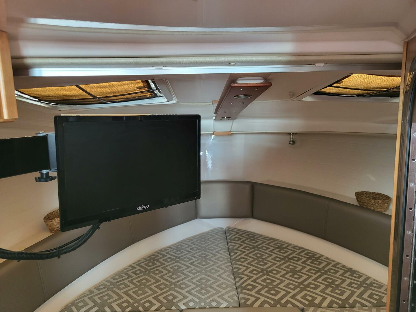 Slide: The Image of Cutwater C-288 Coupe 2023 - 5628457