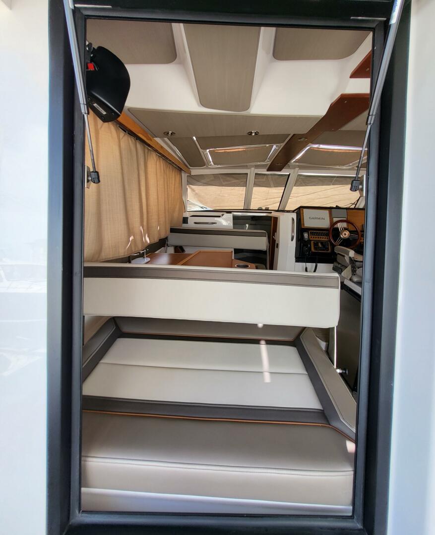 Slide: The Image of Cutwater C-288 Coupe 2023 - 5628469