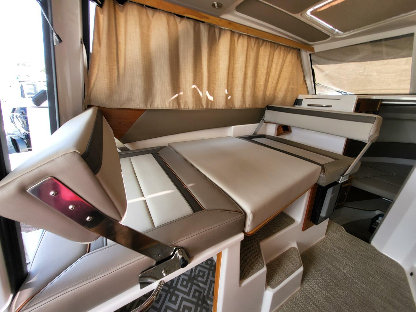 Slide: The Image of Cutwater C-288 Coupe 2023 - 5628471