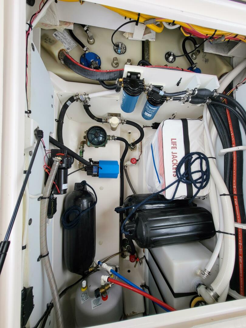 Slide: The Image of Cutwater C-288 Coupe 2023 - 5628477