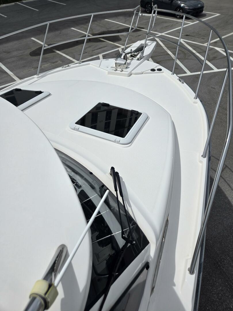 Slide: The Image of Cutwater C-288 Coupe 2023 - 5628492