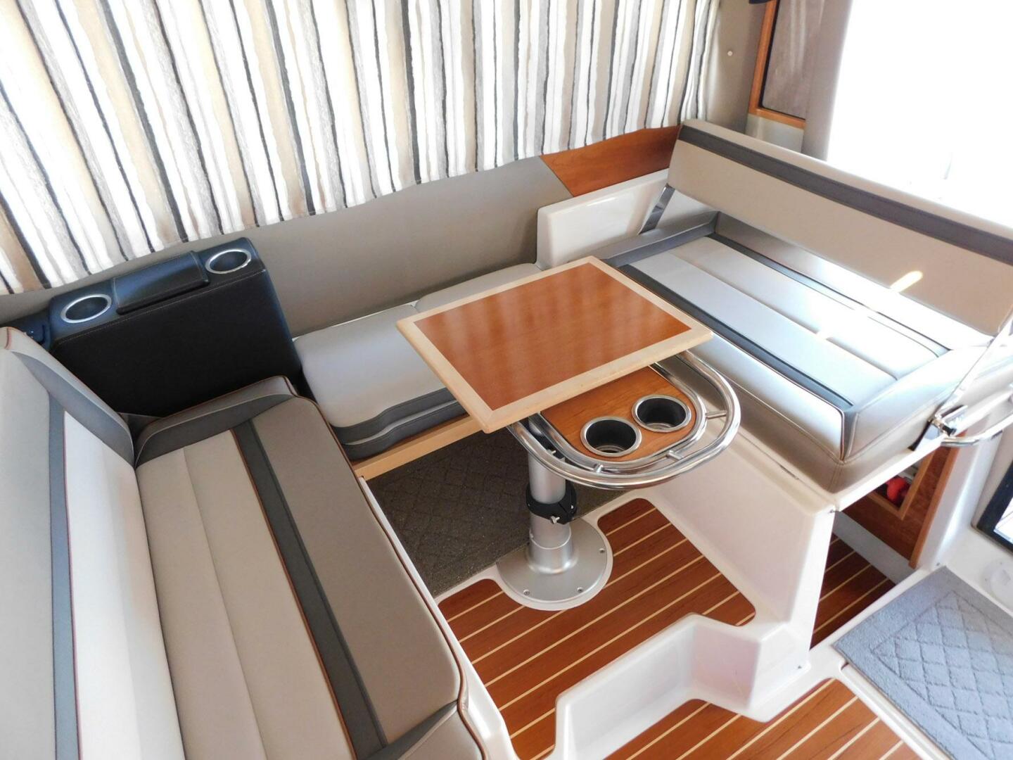 Slide: The Image of Cutwater C-30 Sedan 2022 - 4541343