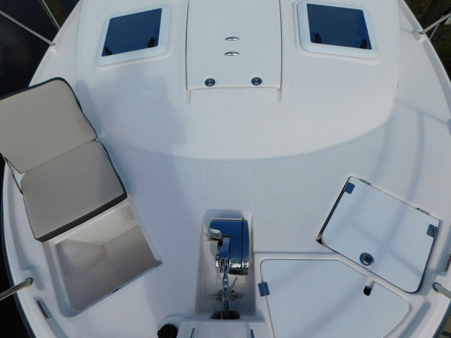 Slide: The Image of Cutwater C-30 Sedan 2022 - 4541397