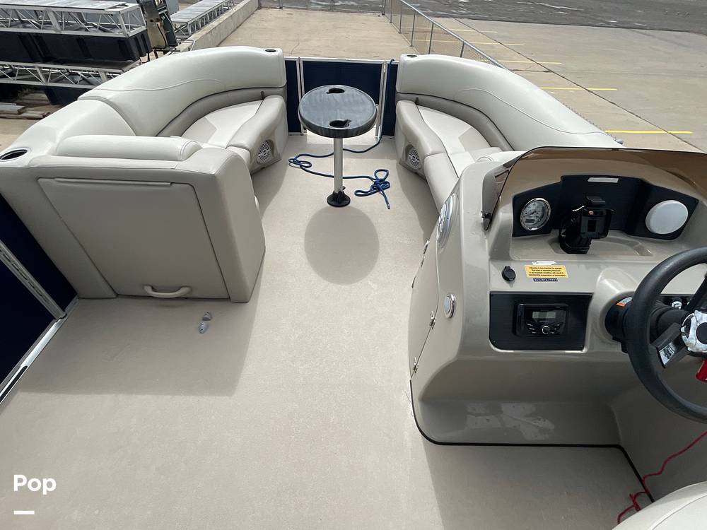 Slide: The Image of Bow Passenger Seating With Removable Table - 52