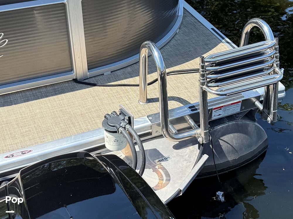 Slide: The Image of Swim Ladder/platform - 15262377