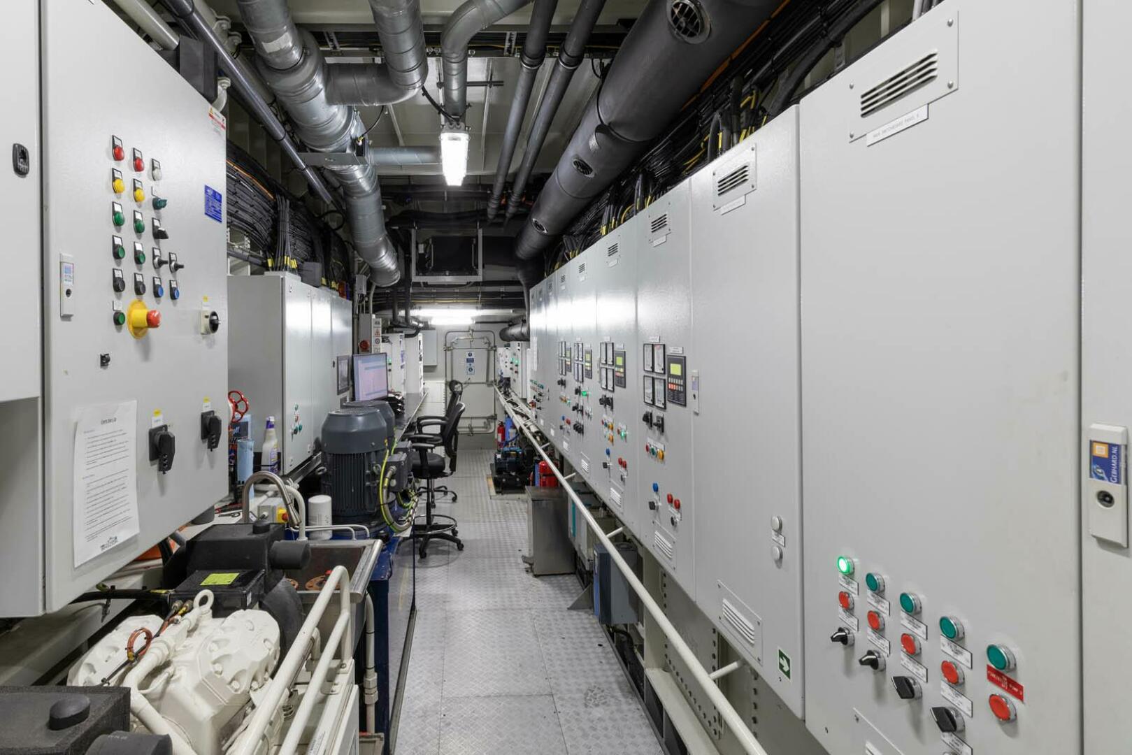 Slide: The Image of Engine Room - 4242653