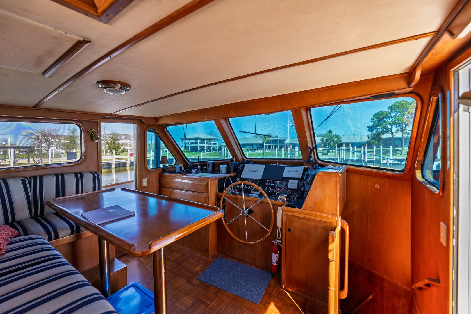 Slide: The Image of 1992 DeFever 49 Pilot House North Star - 5138409