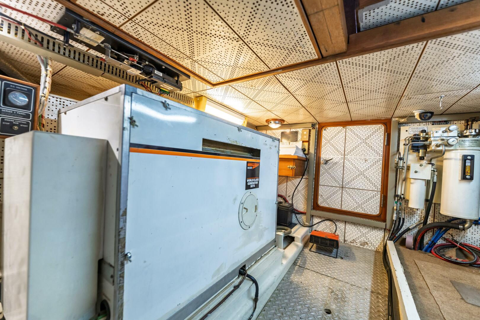 Slide: The Image of 1992 DeFever 49 Pilot House North Star - 5138425