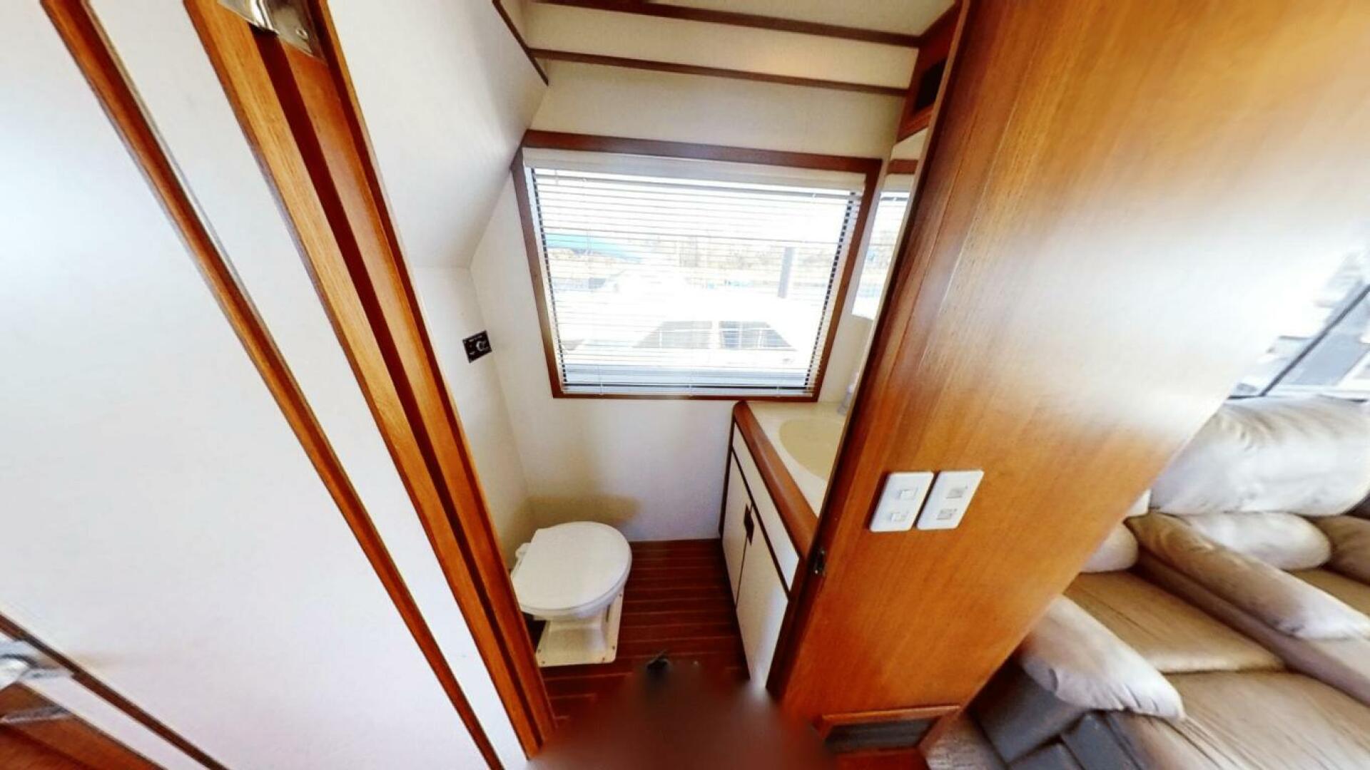 Slide: The Image of Day Head Main Deck - 4831170