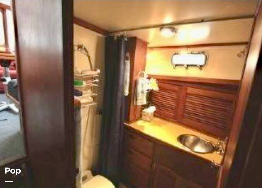 Slide: The Image of Bathroom Sink - 14816905
