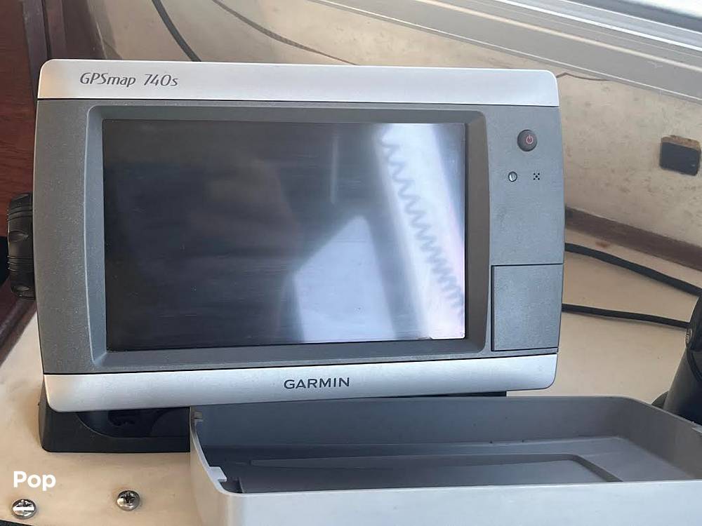 Slide: The Image of GPS / Plotter - 15178385
