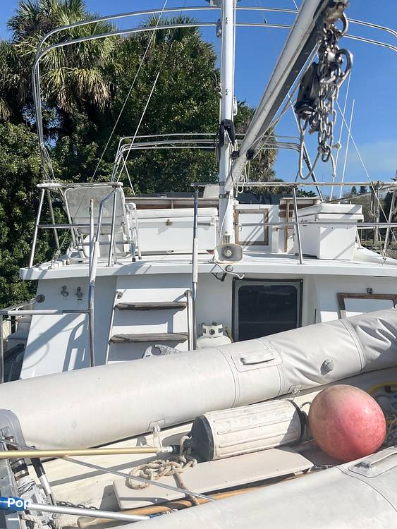 Slide: The Image of Dinghy Lift - 15168772