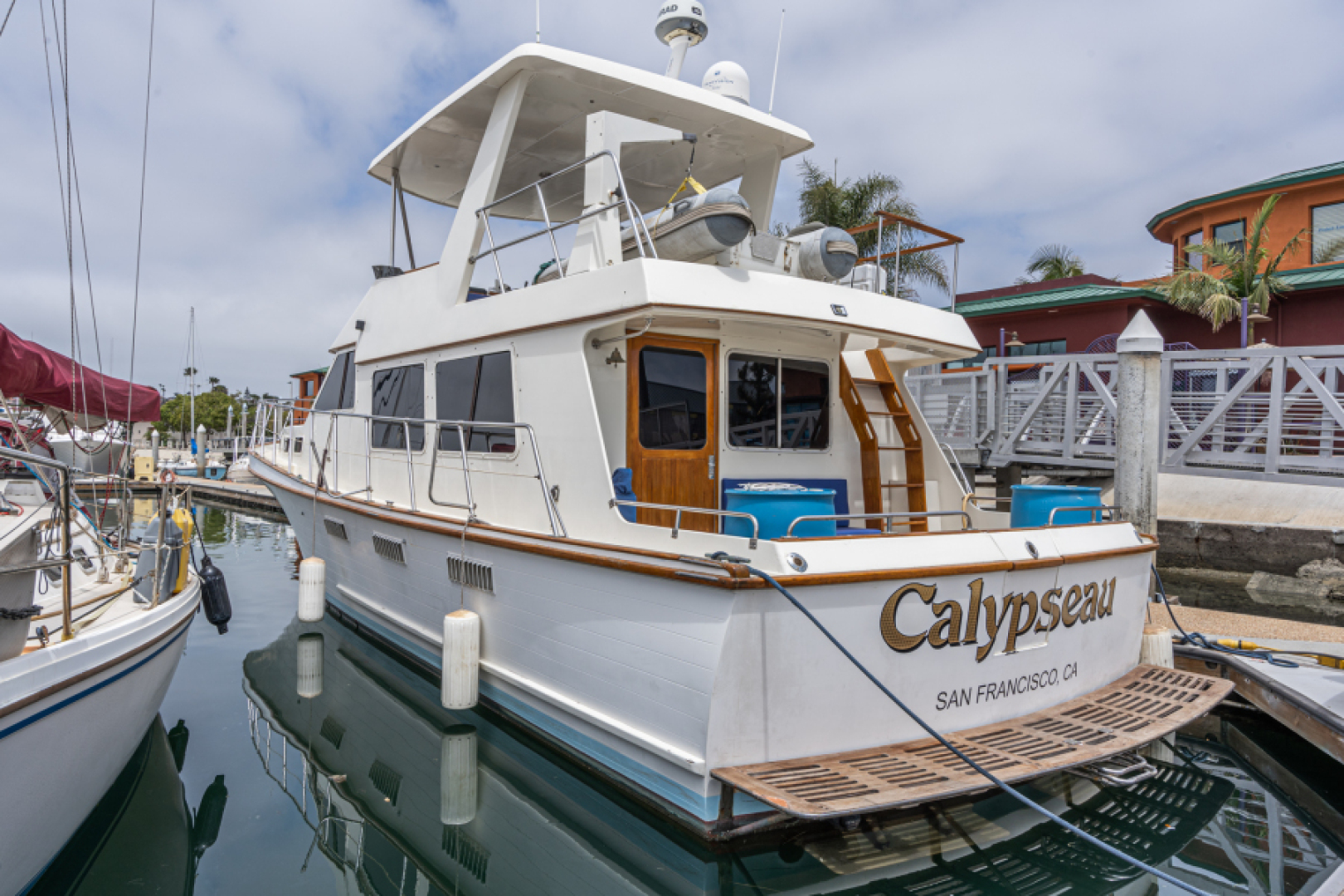Slide: The Image of Delta Sedan Motoryacht 1982 - 4170792