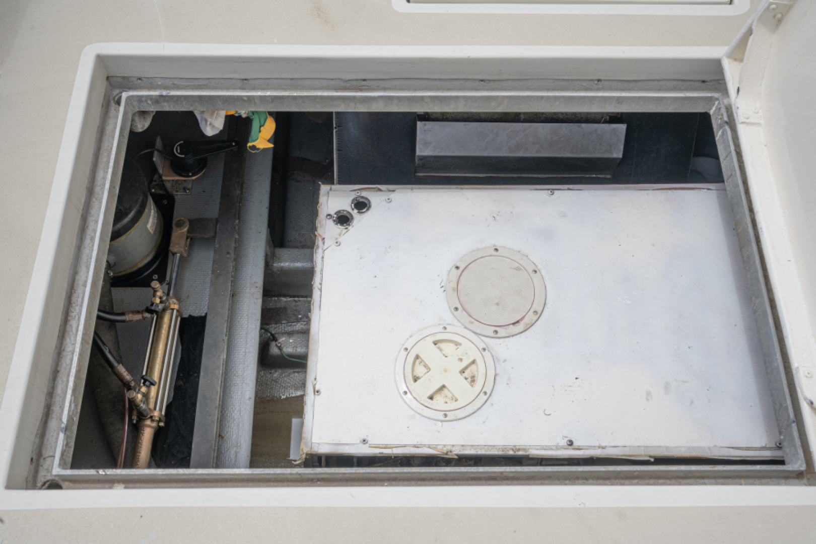 Slide: The Image of Delta Sedan Motoryacht 1982 - 4170835