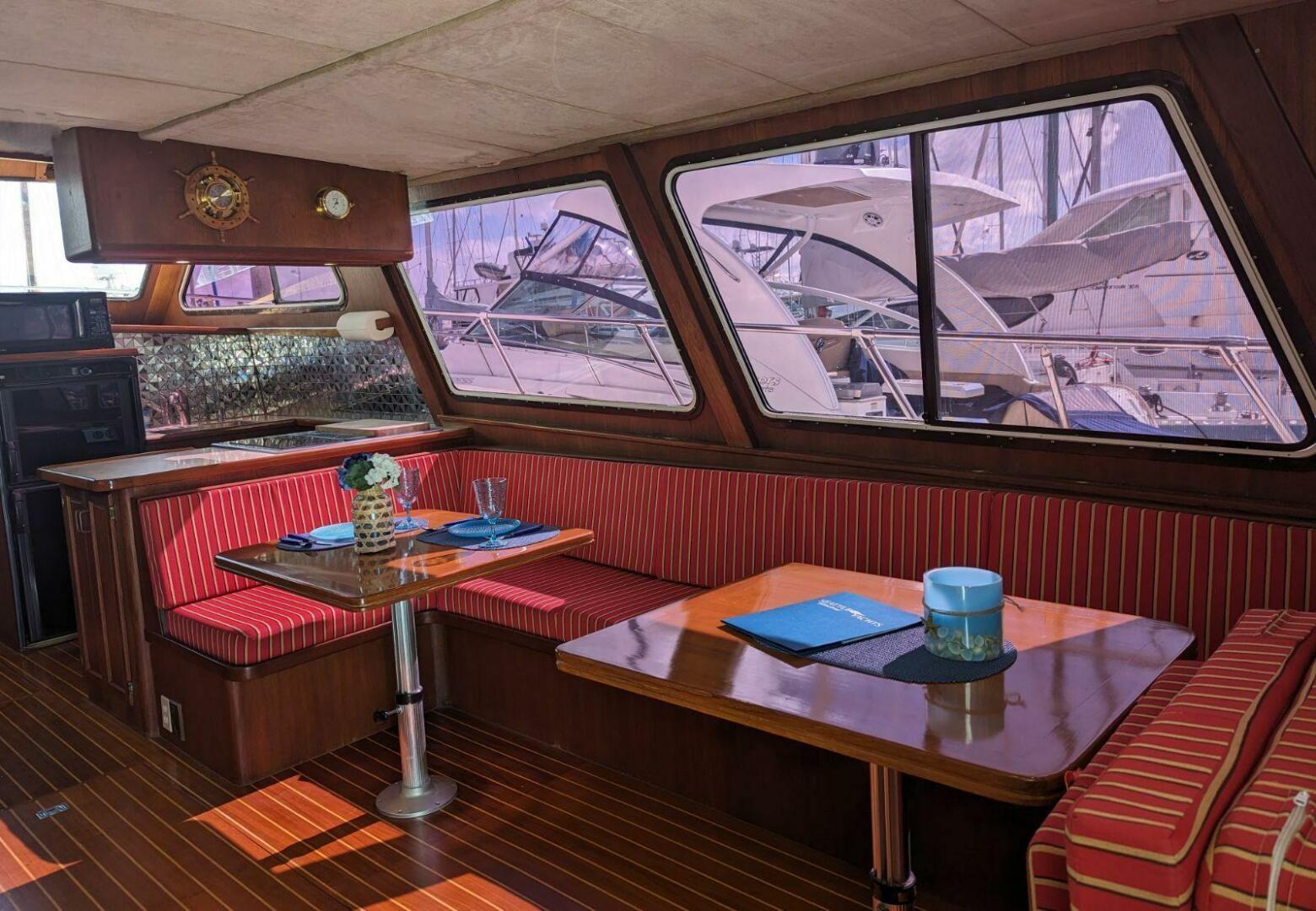 Slide: The Image of Delta Sedan Motoryacht 1982 - 4176783