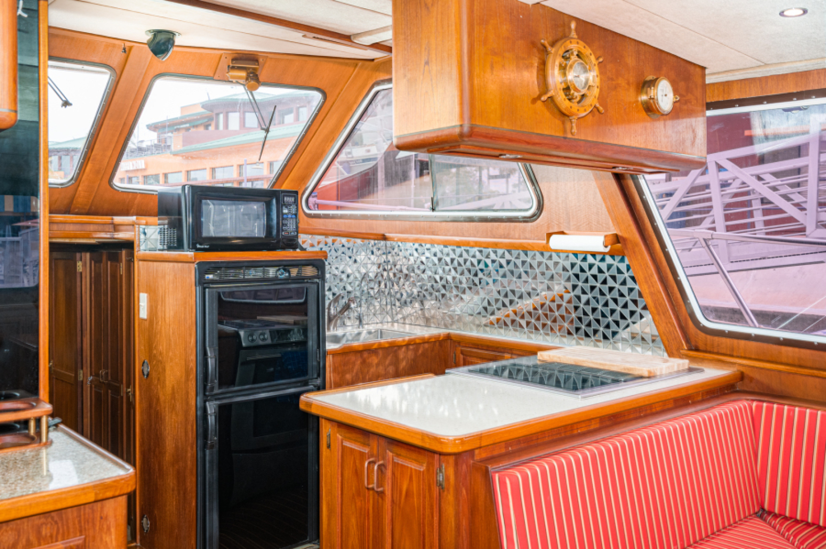 Slide: The Image of Delta Sedan Motoryacht 1982 - 4170853