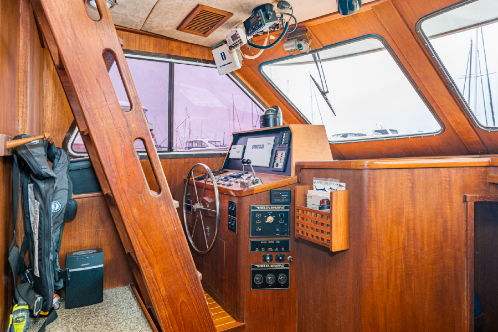 Slide: The Image of Delta Sedan Motoryacht 1982 - 4170862