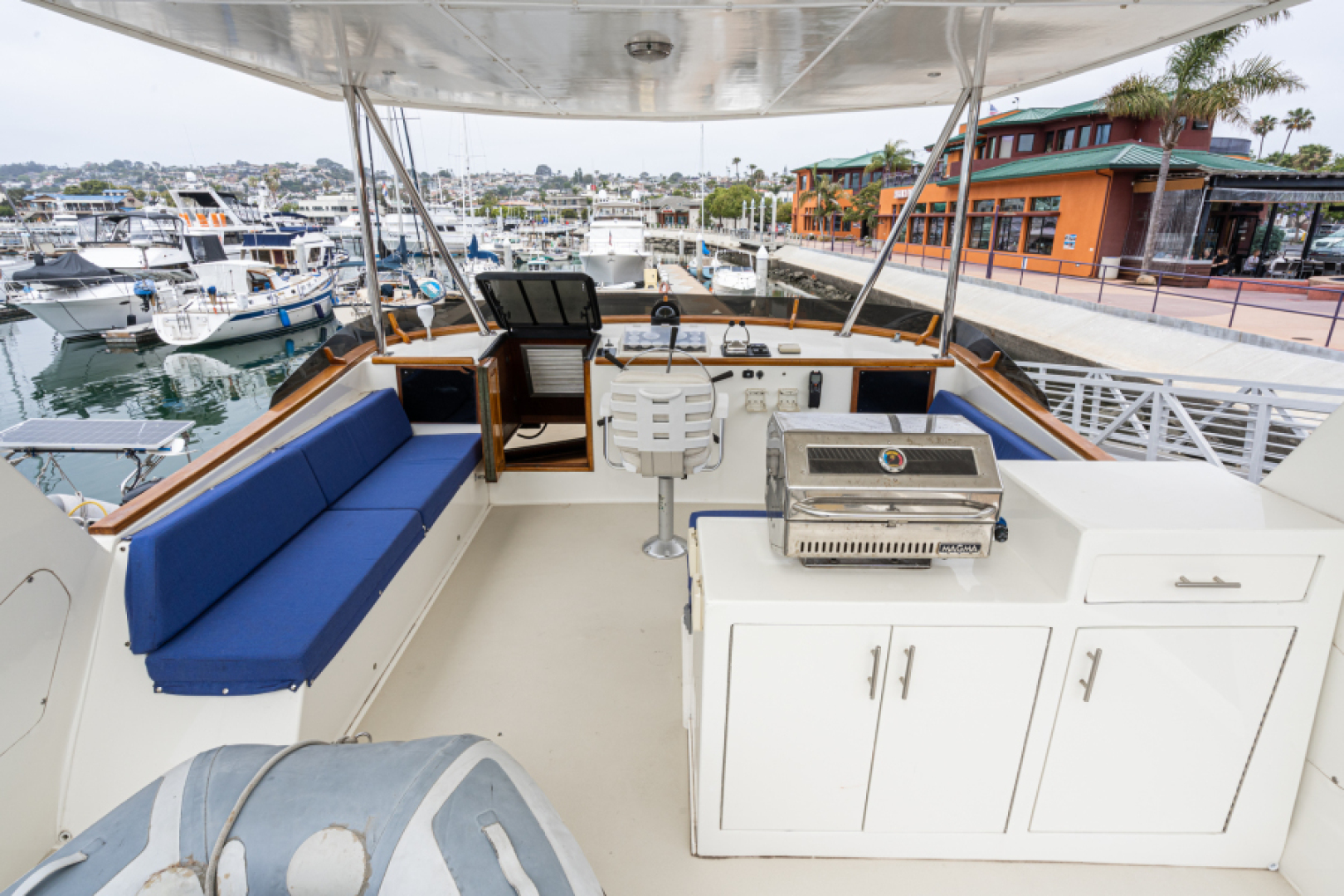 Slide: The Image of Delta Sedan Motoryacht 1982 - 4170802